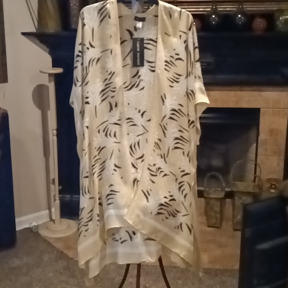 NWT Harve' Bernard 100% viscose multi-colored foliage print cardigan Sz OS - Picture 2 of 9